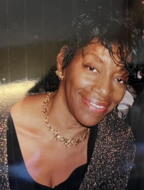 View Obituary for Leanna McCully